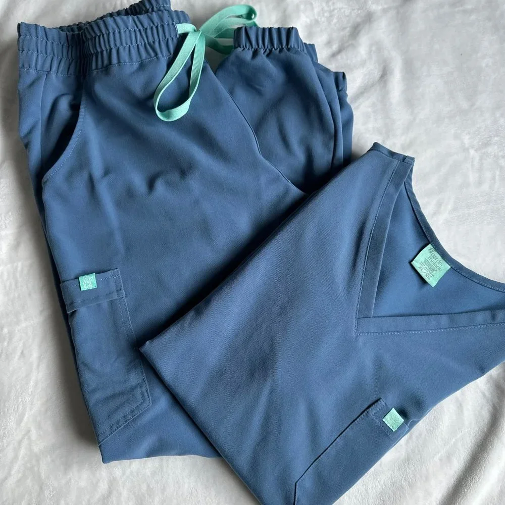 Garde Malade Scrub Set - Bleu - Picture 2 of 6